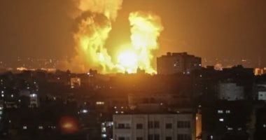 وسائل إعلام عبرية: 30 طائرة إسرائيلية تقصف اليمن حالياً 2 وسائل إعلام عبرية: 30 طائرة إسرائيلية تقصف اليمن حالياً