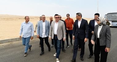 وزير الإسكان يزور مشروع "الإسكان الحر" في السويس الجديدة 2 وزير الإسكان يزور مشروع “الإسكان الحر” في السويس الجديدة