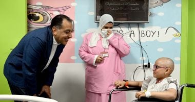 رئيس الوزراء: نظام الغسيل الكلوي يشمل 60 ألف مريض 2 رئيس الوزراء: نظام الغسيل الكلوي يشمل 60 ألف مريض