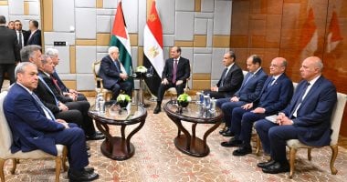 الرئيس السيسي يلتقي أبو مازن في موسكو ويؤكد دعم مصر للقضية الفلسطينية 2 الرئيس السيسي يلتقي أبو مازن في موسكو ويؤكد دعم مصر للقضية الفلسطينية