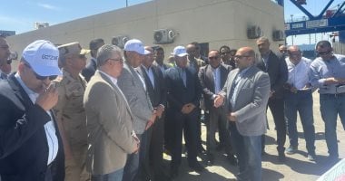 رئيس الوزراء يزور موقع إنشاء محطة قناة السويس للحاويات 2 رئيس الوزراء يزور موقع إنشاء محطة قناة السويس للحاويات