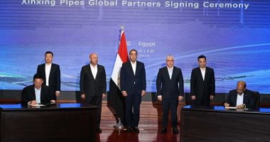 رئيس الوزراء يشهد توقيع 4 عقود لمشروعات كبيرة مع مصنع "شين شينج" 2 رئيس الوزراء يشهد توقيع 4 عقود لمشروعات كبيرة مع مصنع “شين شينج”