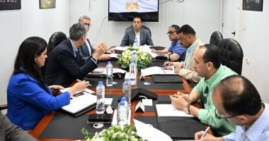 رئيس الوزراء يلتقي بالرئيس التنفيذي لشركة "أنجلو جولد أشانتي" 2 رئيس الوزراء يلتقي بالرئيس التنفيذي لشركة “أنجلو جولد أشانتي”
