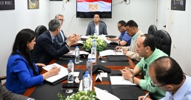 مسئولو شركة "أنجلو جولد أشانتى": منجم السكري من أكبر 20 منجماً في العالم 2 مسئولو شركة “أنجلو جولد أشانتى”: منجم السكري من أكبر 20 منجماً في العالم