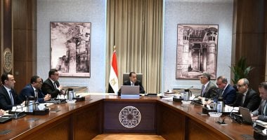 رئيس الوزراء يتابع تقدم تطوير أرض مطار إمبابة ومنطقة عزيز عزت 2 رئيس الوزراء يتابع تقدم تطوير أرض مطار إمبابة ومنطقة عزيز عزت