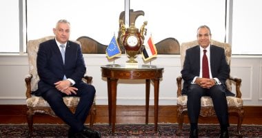 وزير الخارجية والهجرة يستقبل المفوض الأوروبي للشراكات الدولية 2 وزير الخارجية والهجرة يستقبل المفوض الأوروبي للشراكات الدولية