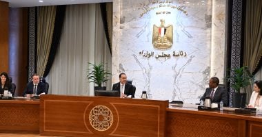 رئيس الوزراء يستقبل نائب مدير صندوق النقد الدولي والوفد المرافق 2 رئيس الوزراء يستقبل نائب مدير صندوق النقد الدولي والوفد المرافق