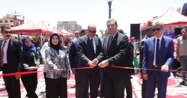 وزير العمل ومحافظ دمياط يفتتحان ملتقى لتوفير 1100 فرصة عمل للشباب 2 وزير العمل ومحافظ دمياط يفتتحان ملتقى لتوفير 1100 فرصة عمل للشباب
