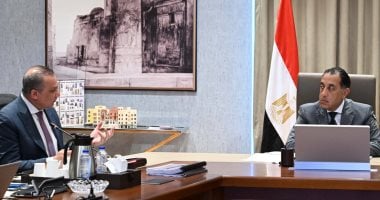 رئيس الوزراء يراجع تقدم مشروعات صندوق التنمية الحضرية 2 رئيس الوزراء يراجع تقدم مشروعات صندوق التنمية الحضرية