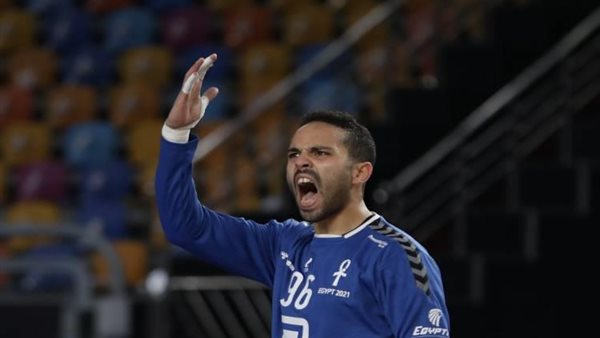 الطيار يتألق كأفضل لاعب في مباراة منتخب اليد ضد سلوفاكيا