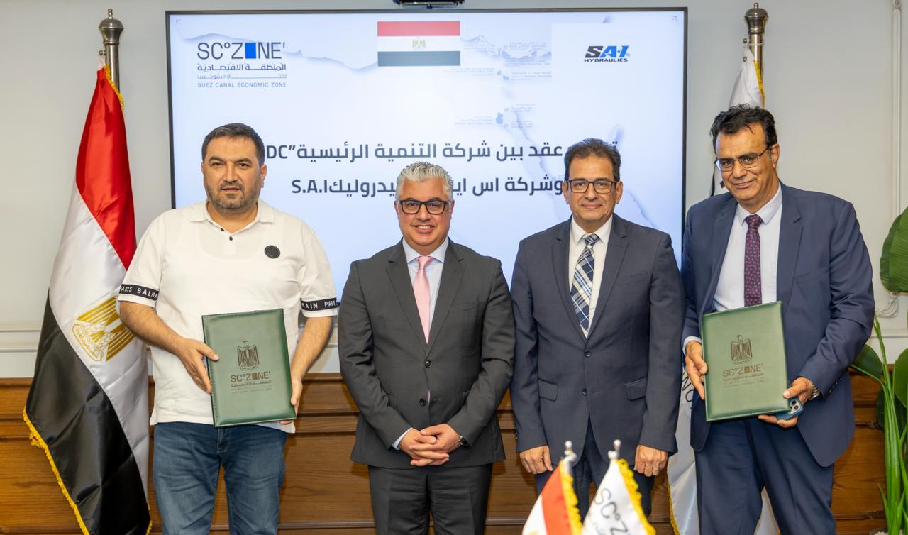 توقيع عقد التركية المصرية للمقطورات