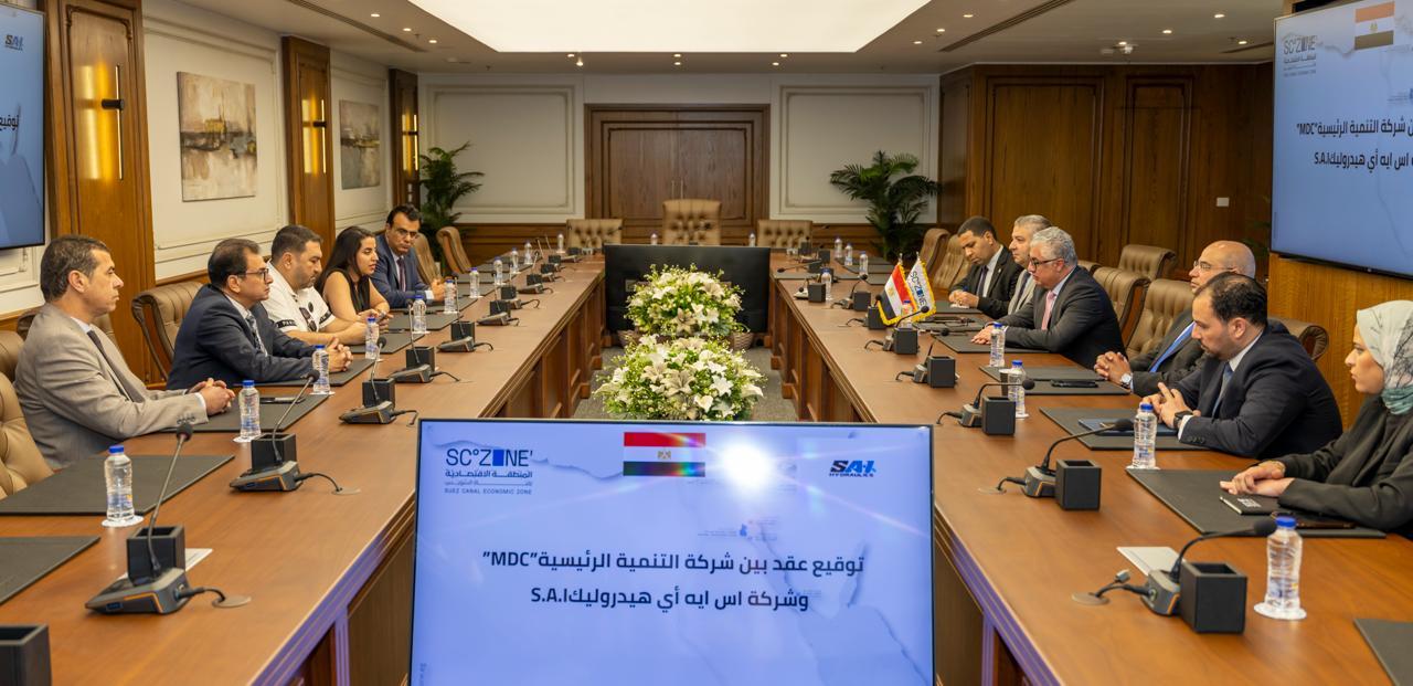 توقيع عقد التركية المصرية للمقطورات