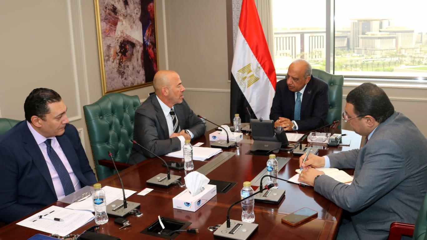 لقاء وزير الكهرباء ورئيس مجلس إدارة مجموعة إنكوم