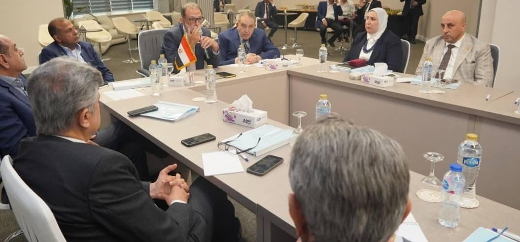 الاجتماع مع أعضاء مجلس إدارة الاتحاد العام للغرف التجارية