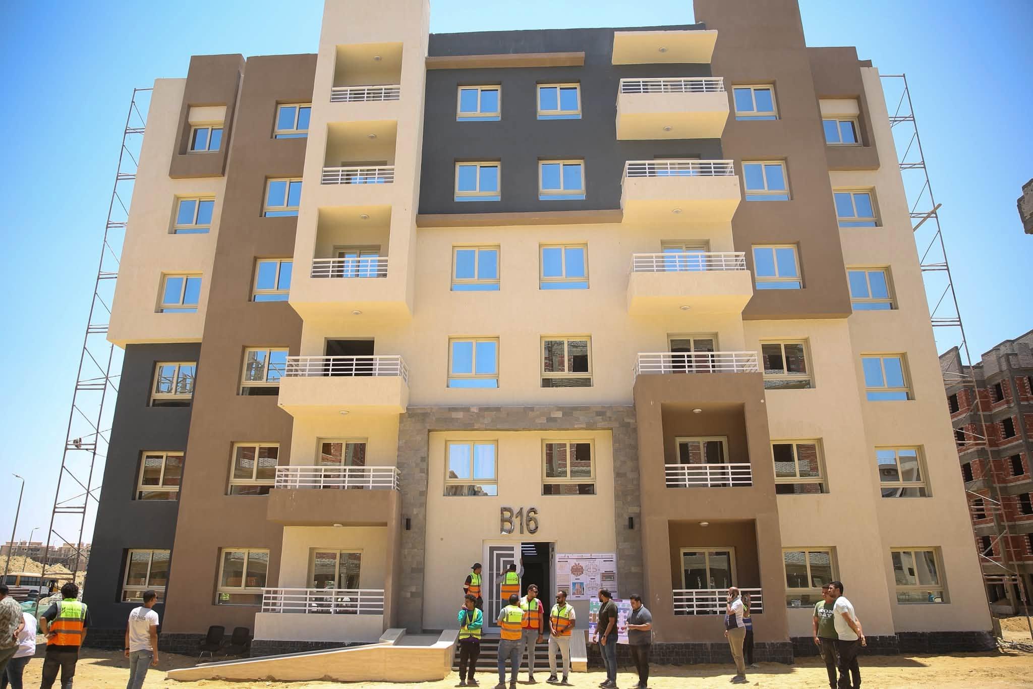 وزيرة الإسكان خلال اللقاء