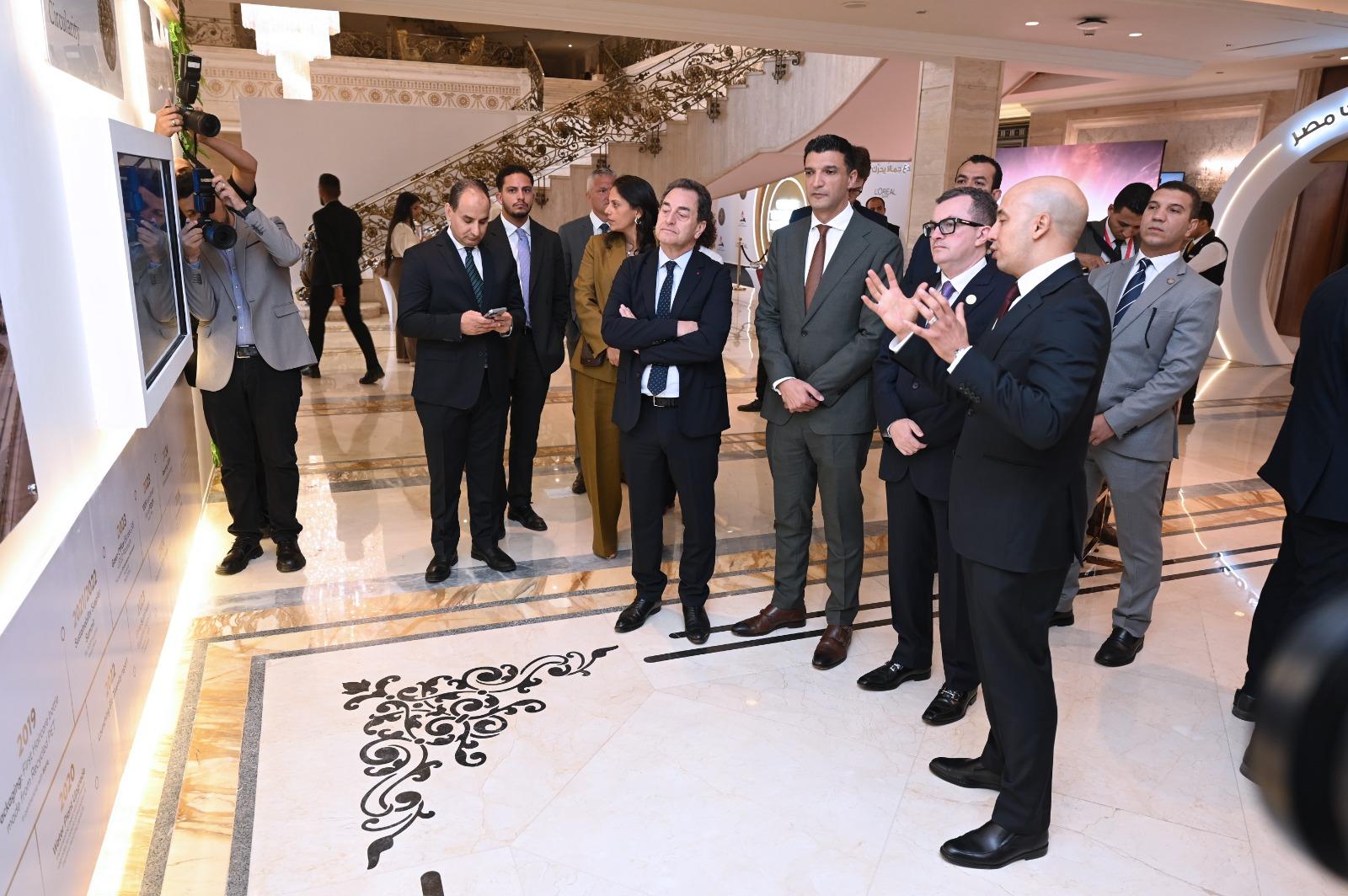 وزير الصناعة