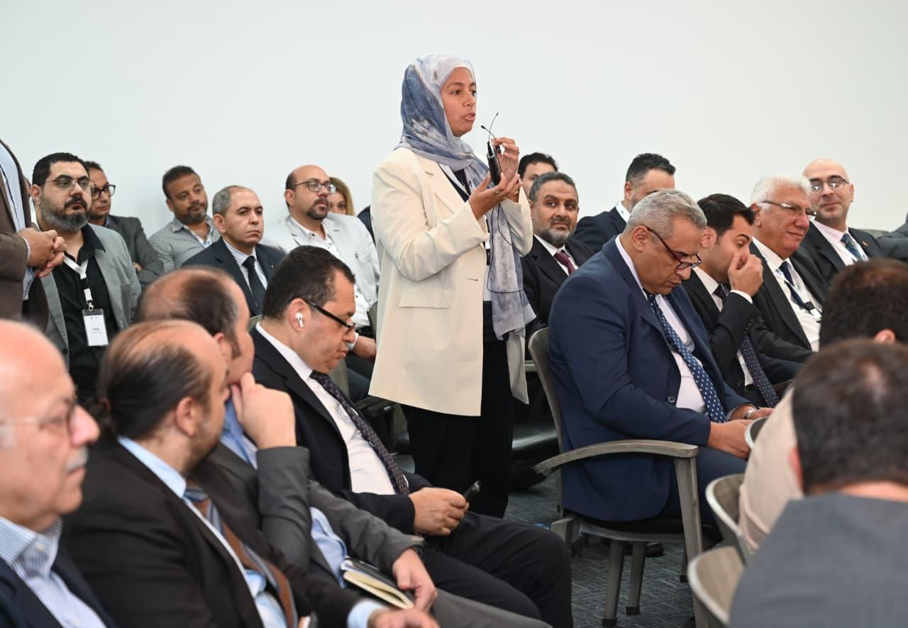 وزير الصناعة