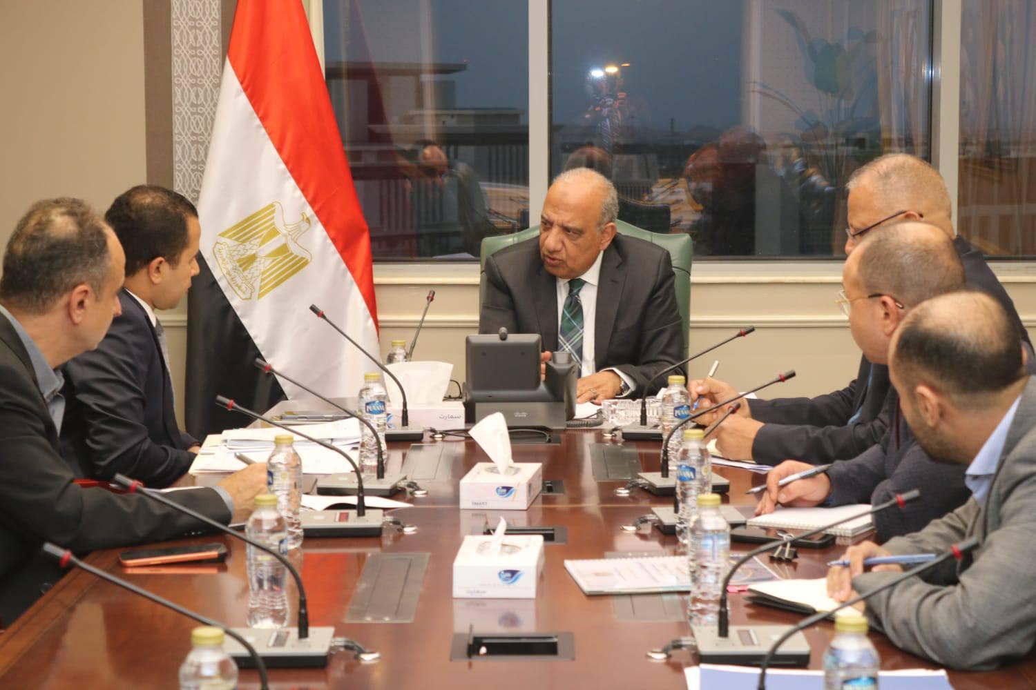 وزير الكهرباء