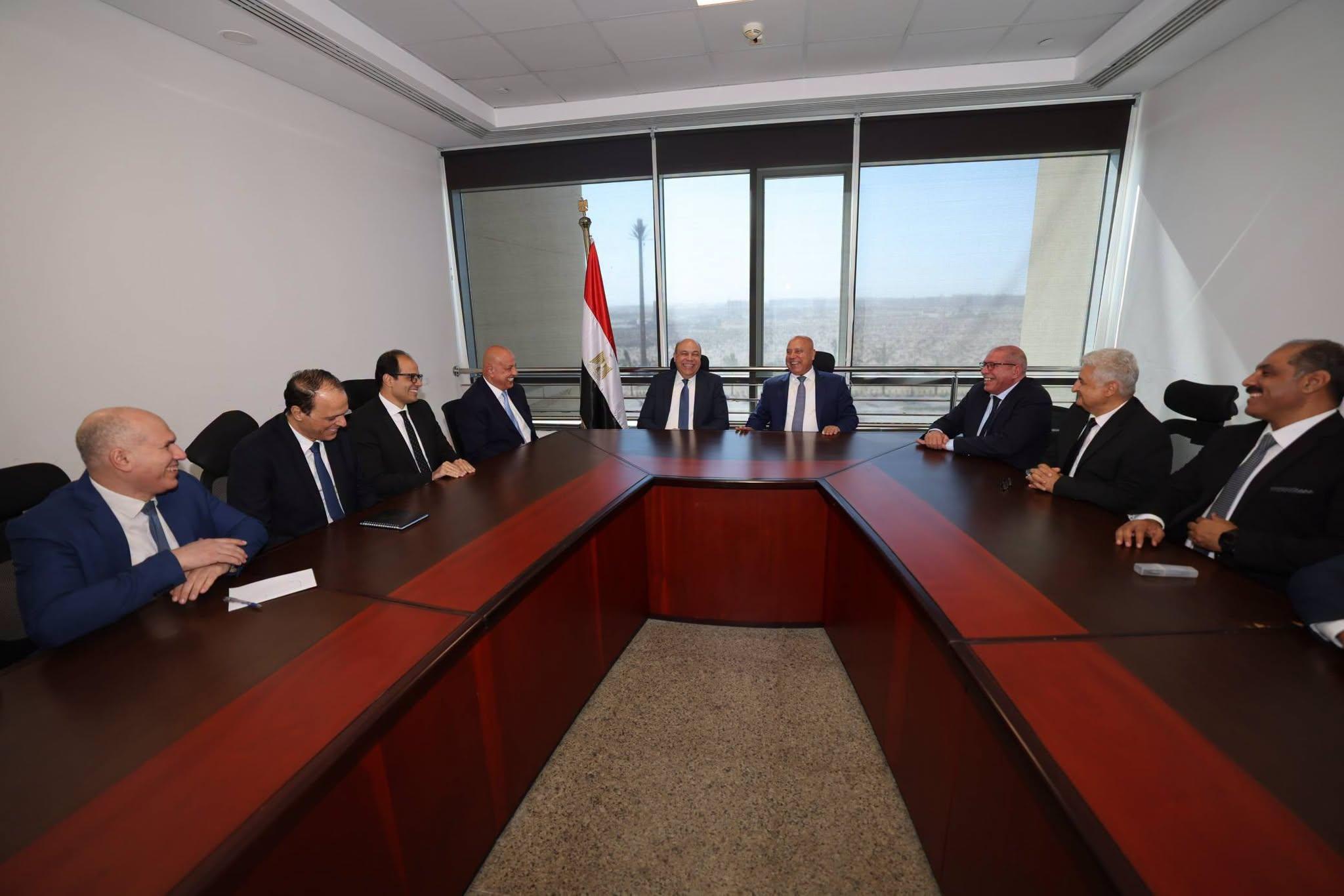 وزيرا النقل والطيران