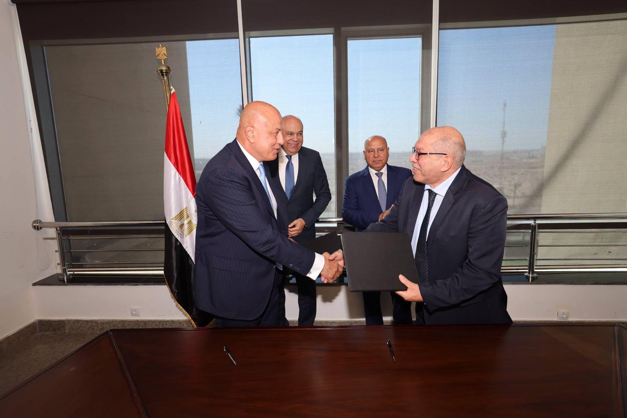 وزيرا النقل والطيران
