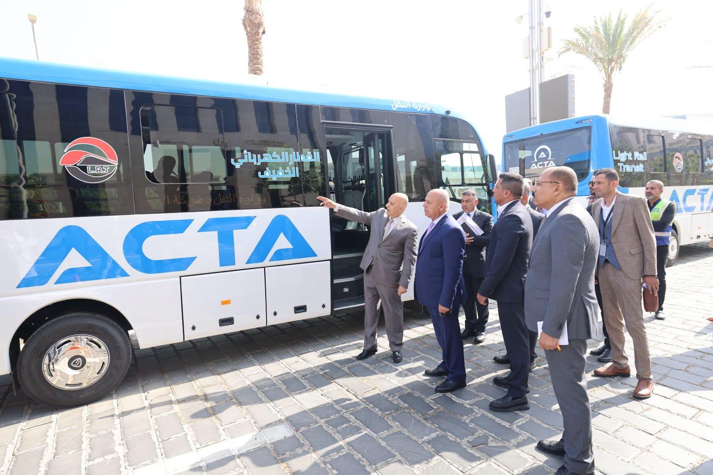 تدشين ميني باصات جديدة
