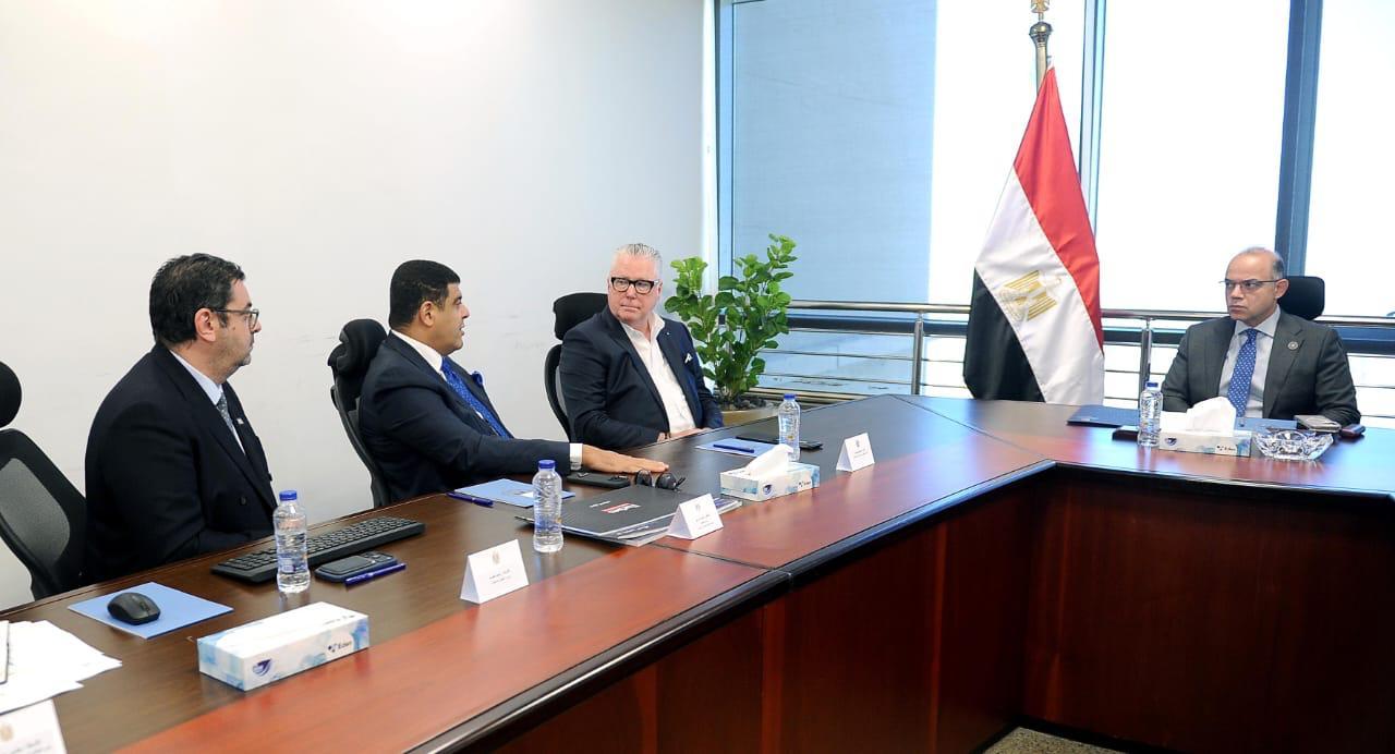 وزير الاستثمار