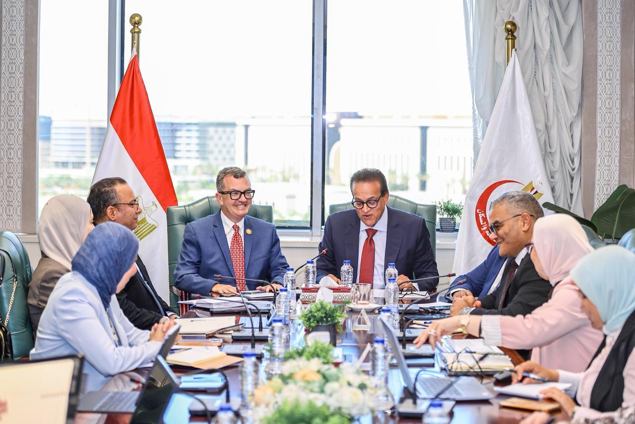 اجتماع وزيرا الصحة والتخطيط