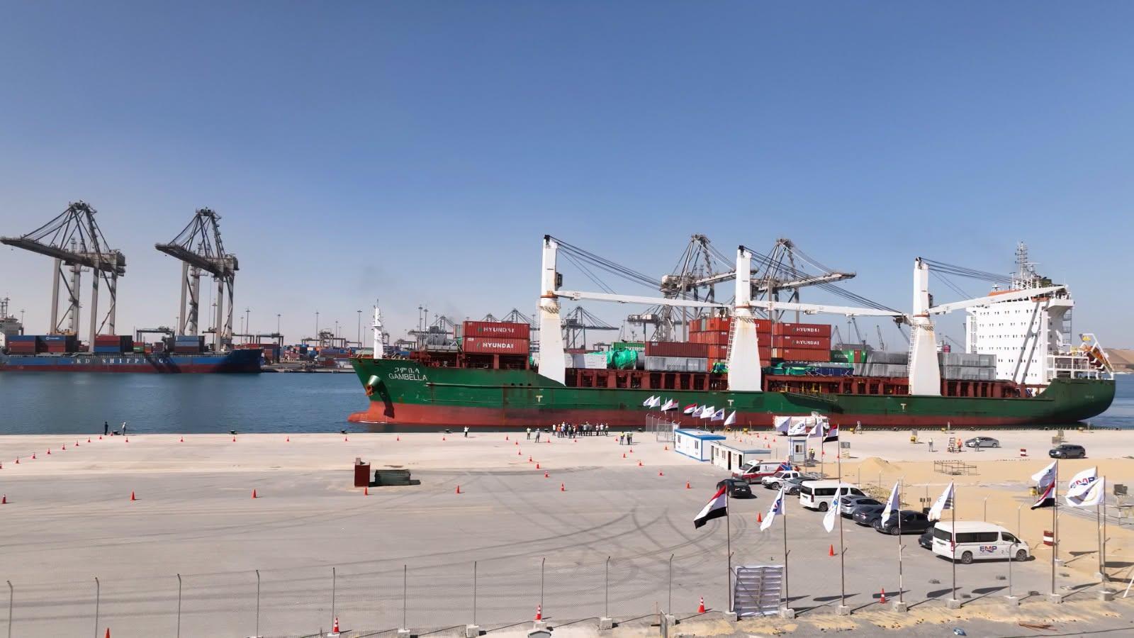 محطة البضائع العامة بميناء السخنة