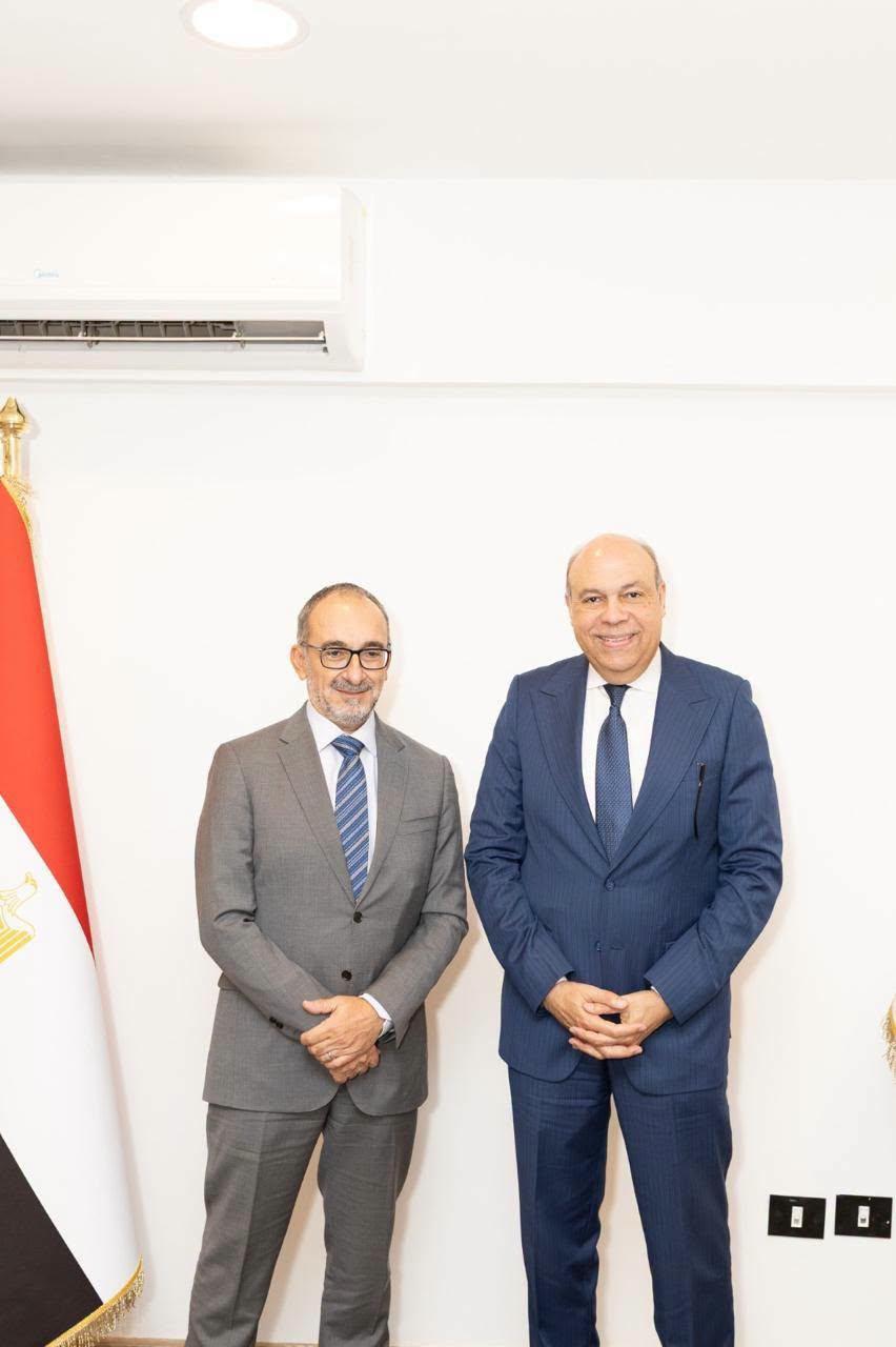 لقاء وزير الطيران المدني